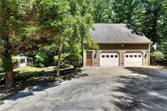 2712 Creek Edge, Powhatan, VA 23139 - view of home's exterior featuring driveway and an attached garage