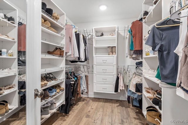 13518 Kelham Rd, Midlothian, VA 23113 - walk in closet featuring light wood-style flooring