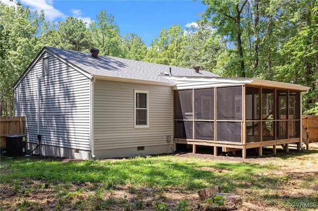 611 Queensway Rd, North Chesterfield, VA 23236 - rear view of house featuring crawl space, a sunroom, and roof with shingles