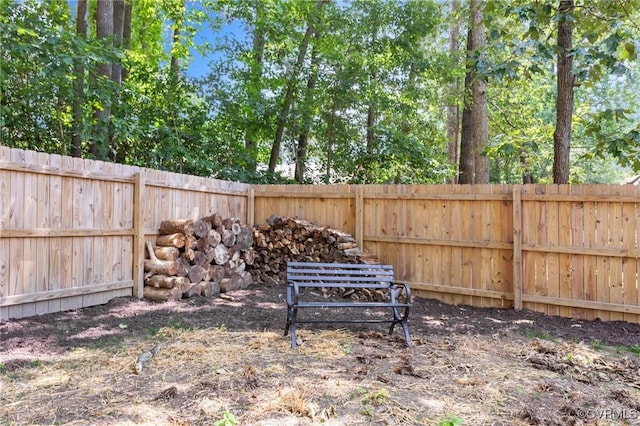 611 Queensway Rd, North Chesterfield, VA 23236 - view of fenced backyard