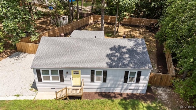 611 Queensway Rd, North Chesterfield, VA 23236 - view of front facade featuring crawl space, a shingled roof, and a fenced backyard
