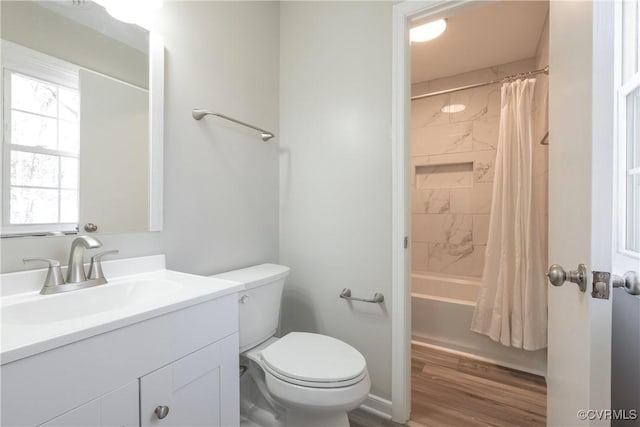 1117 Penobscot Rd, Henrico, VA 23227 - full bath with vanity, shower / bath combination with curtain, and wood finished floors