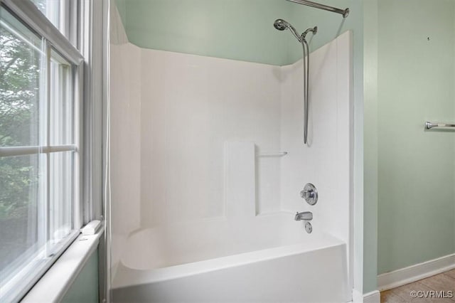 17220 Dawn Ct, Amelia Courthouse, VA 23002 - full bath with shower / bathtub combination and baseboards