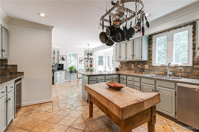 12103 Wexwood Pl, North Chesterfield, VA 23236 - kitchen featuring stainless steel dishwasher, a chandelier, crown molding, gray cabinets, and recessed lighting