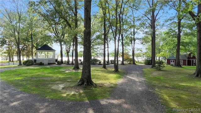 985 Kingston Ln, North, VA 23128 - view of dirt / gravel driveway