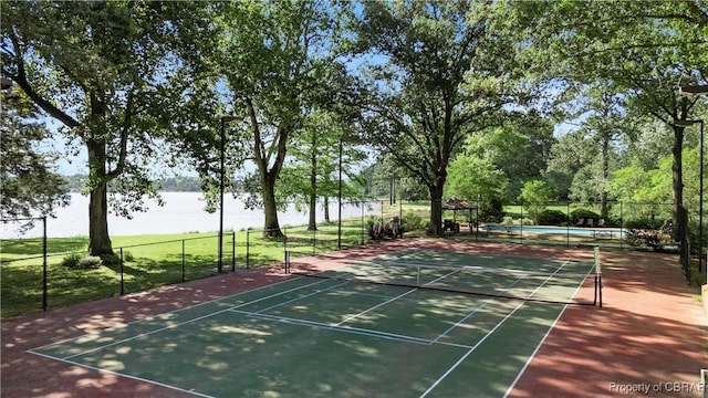 985 Kingston Ln, North, VA 23128 - view of community with a water view and a tennis court