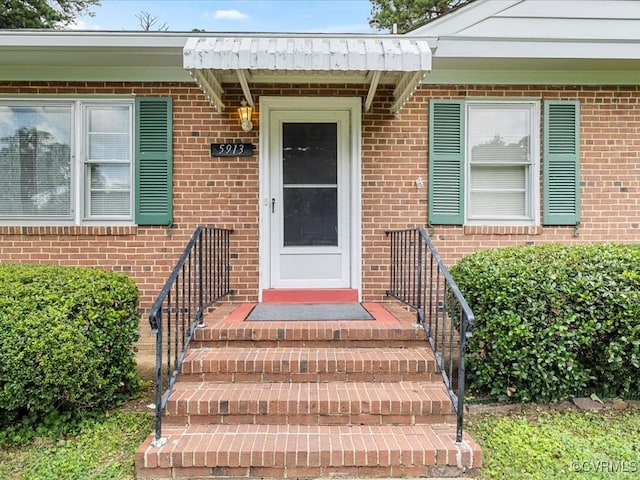 5913 Ridge Rd, Henrico, VA 23227 - property entrance with brick siding