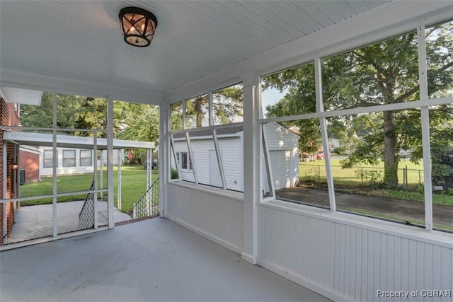 727 Teach St, Hampton, VA 23661 - view of unfurnished sunroom