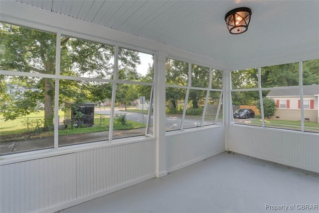 727 Teach St, Hampton, VA 23661 - view of unfurnished sunroom