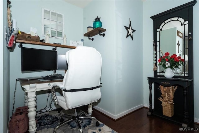 696 Anne Ln, Aylett, VA 23009 - office featuring wood finished floors and baseboards