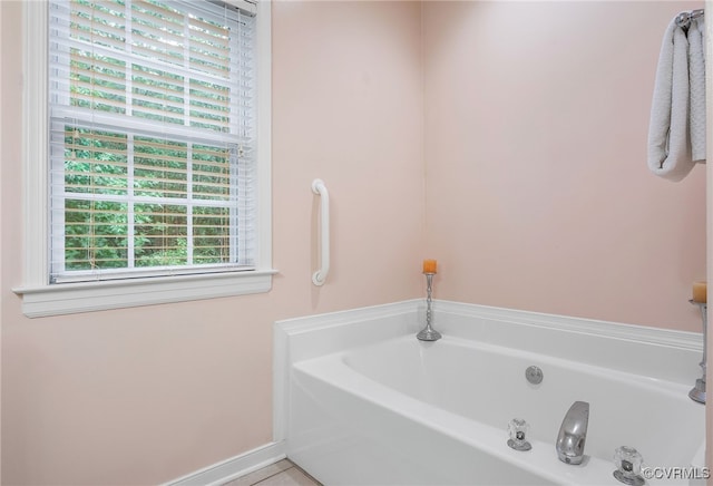 138 Carriage Point Ln, Glen Allen, VA 23059 - bathroom featuring a garden tub