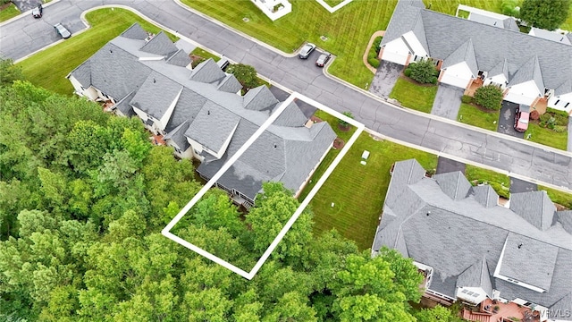 138 Carriage Point Ln, Glen Allen, VA 23059 - aerial view of residential area with property parcel outlined