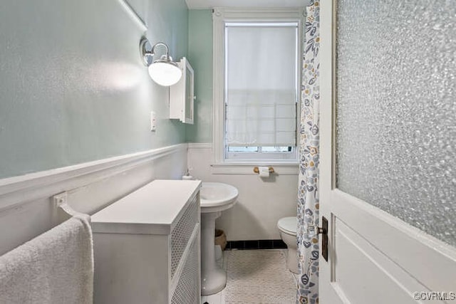2024 Park Ave, Richmond, VA 23220 - bathroom featuring toilet