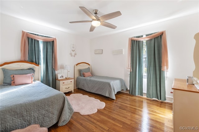 415 Crescent Ave, Colonial Heights, VA 23834 - bedroom with wood finished floors and a ceiling fan