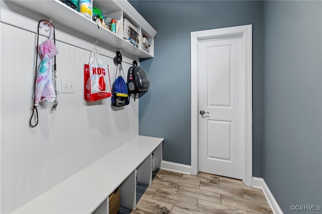 16507 Hannington Dr, Midlothian, VA 23112 - mudroom featuring light wood finished floors and baseboards