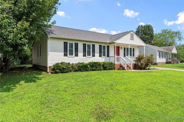 7470 Old Grove Gln, Mechanicsville, VA 23111 - ranch-style home with a front yard, a shingled roof, and crawl space