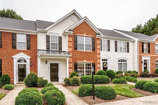 11405 Friars Walk Ct, Glen Allen, VA 23059 - multi unit property featuring brick siding and a shingled roof
