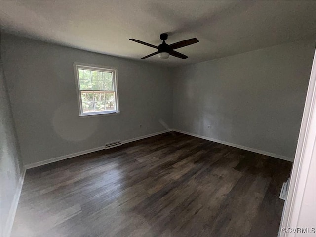 15609 Rowlett Rd, Chesterfield, VA 23838 - unfurnished room featuring dark wood-style floors and a ceiling fan