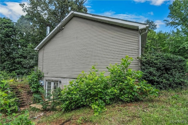 566 Will Johnson Rd, Louisa, VA 23093 - view of side of property featuring french doors