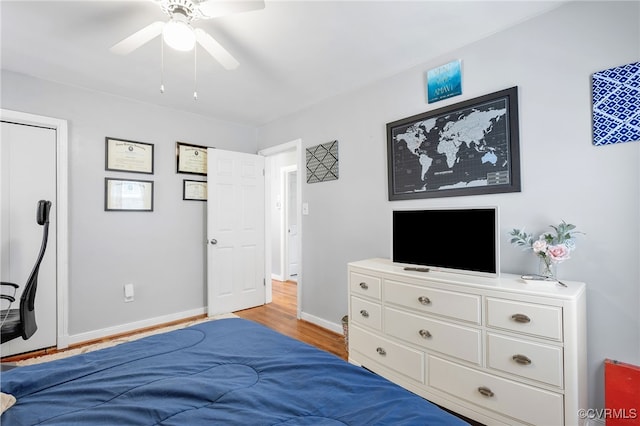 8314 Erma Ln, Richmond, VA 23229 - bedroom with wood finished floors and a ceiling fan