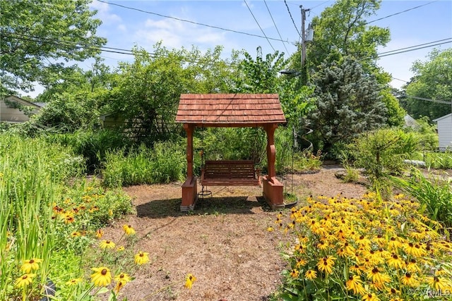 2411 Colwyn Rd, Henrico, VA 23229 - view of yard
