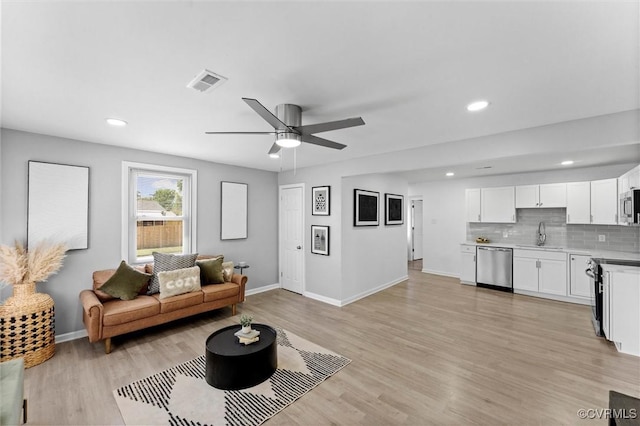 2000 Cleary Rd, Richmond, VA 23223 - living room featuring ceiling fan, light wood-type flooring, and recessed lighting