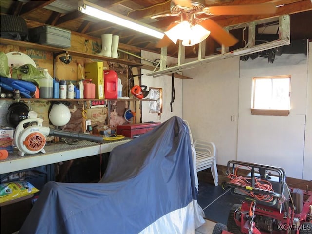 6329 Sledds Lake Rd, Mechanicsville, VA 23111 - garage featuring a ceiling fan
