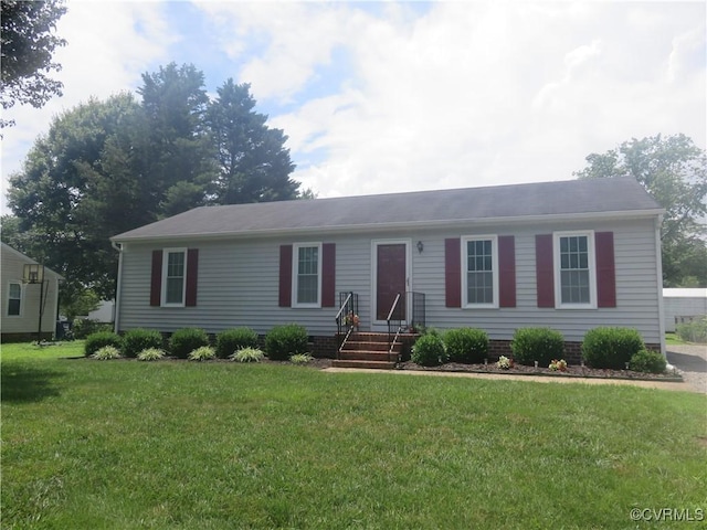 6329 Sledds Lake Rd, Mechanicsville, VA 23111 - view of front of home with a front yard
