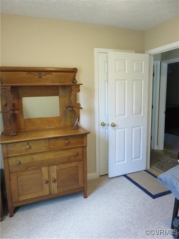 6329 Sledds Lake Rd, Mechanicsville, VA 23111 - bedroom featuring light colored carpet