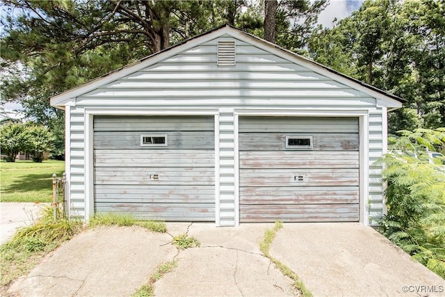 12100 Brookview Dr, Chesterfield, VA 23112 - view of detached garage