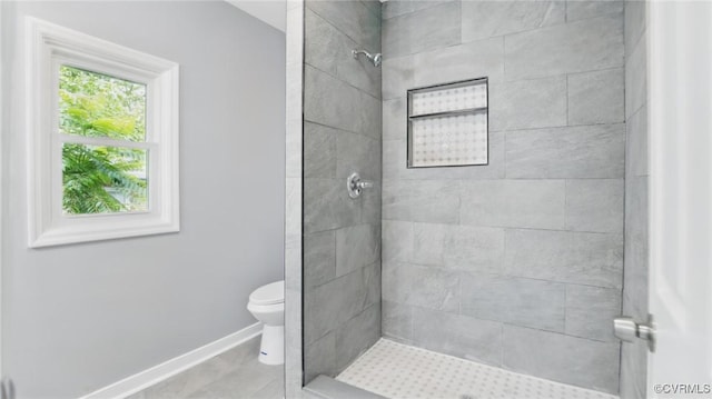 1531 Berkeley Ave, Petersburg, VA 23805 - full bathroom with toilet and tiled shower