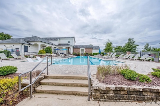 4357 Saunders Station Loop Unit B, Henrico, VA 23233 - community pool featuring a patio area