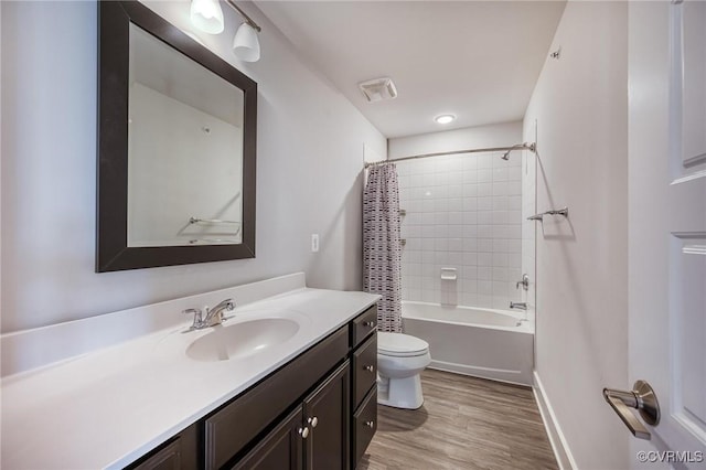 4357 Saunders Station Loop Unit B, Henrico, VA 23233 - full bath with vanity, wood finished floors, and shower / bath combo with shower curtain