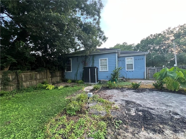 817 Lafayette Ave, Colonial Heights, VA 23834 - back of property