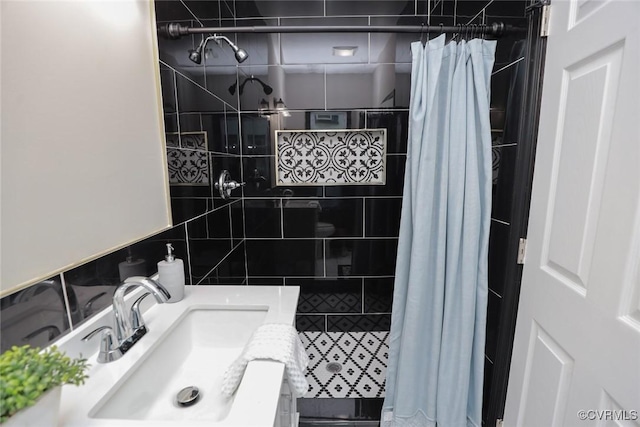 1323 Avondale Ave, Richmond, VA 23227 - full bathroom featuring a shower stall, backsplash, and vanity