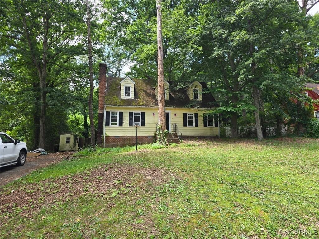 12322 Laprade St, Chester, VA 23831 - new england style home featuring crawl space, a chimney, and a front yard