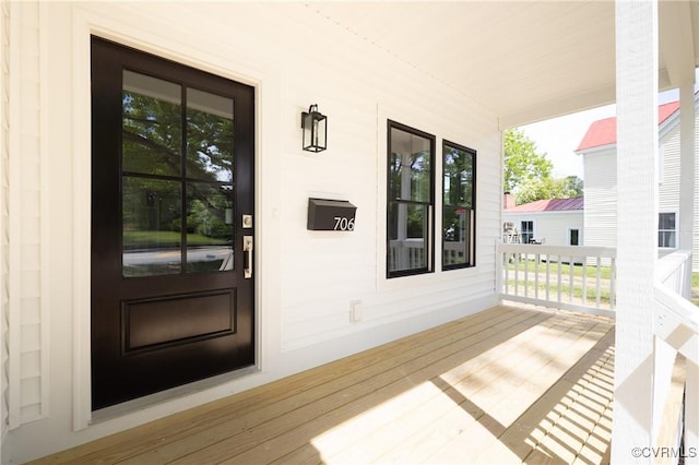 706 S Main St, Blackstone, VA 22824 - property entrance with a porch
