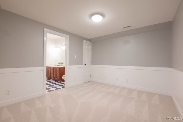 10801 Cherry Hill Dr, Glen Allen, VA 23059 - unfurnished room with light carpet