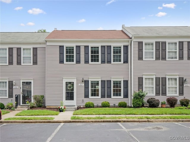1517 Honor Dr, Henrico, VA 23228 - photo 1
