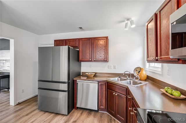 4107 Forest Vine Pl, Chesterfield, VA 23834 - kitchen with appliances with stainless steel finishes and light wood-style flooring