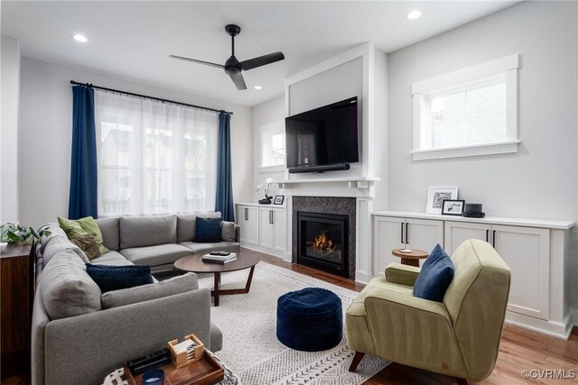 2114 N Ave, Richmond, VA 23222 - living area featuring a ceiling fan, light wood-style flooring, a premium fireplace, and recessed lighting
