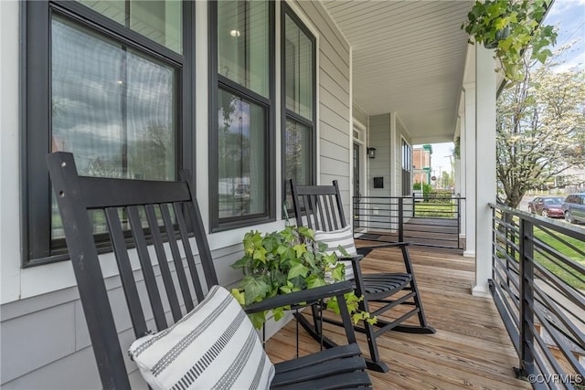 2114 N Ave, Richmond, VA 23222 - view of wooden porch