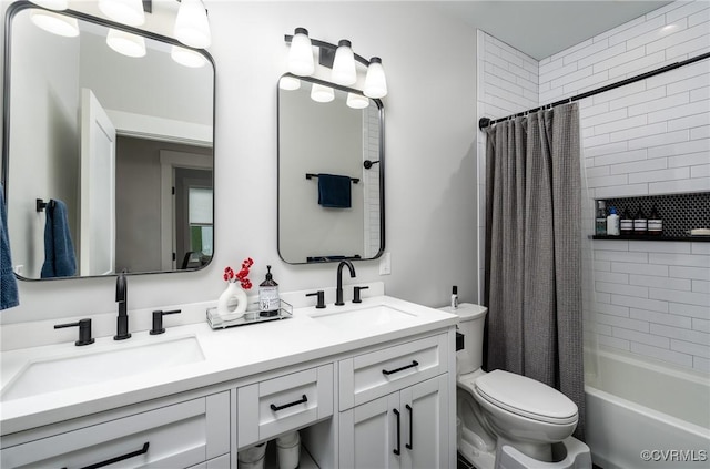 2114 N Ave, Richmond, VA 23222 - full bath featuring double vanity and shower / tub combo