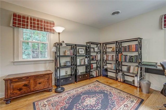10903 Gayton Rd, Henrico, VA 23238 - living area featuring wood finished floors