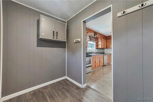 4305 Lakeview Rd, South Chesterfield, VA 23803 - hallway featuring dark wood-style flooring and ornamental molding