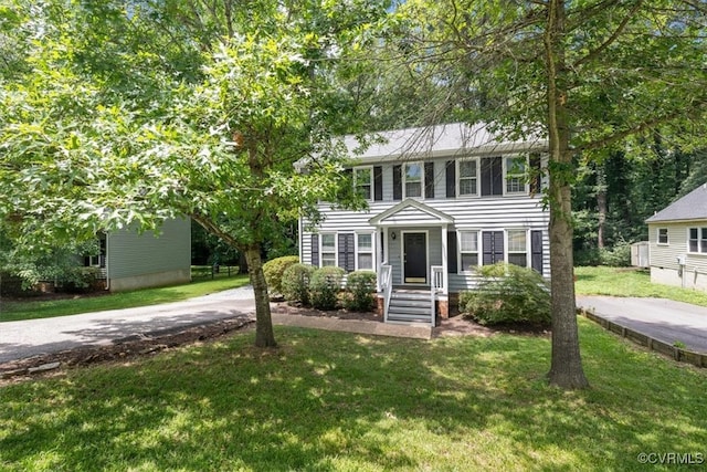 12628 Copperas Ln, Richmond, VA 23233 - colonial home featuring a front yard