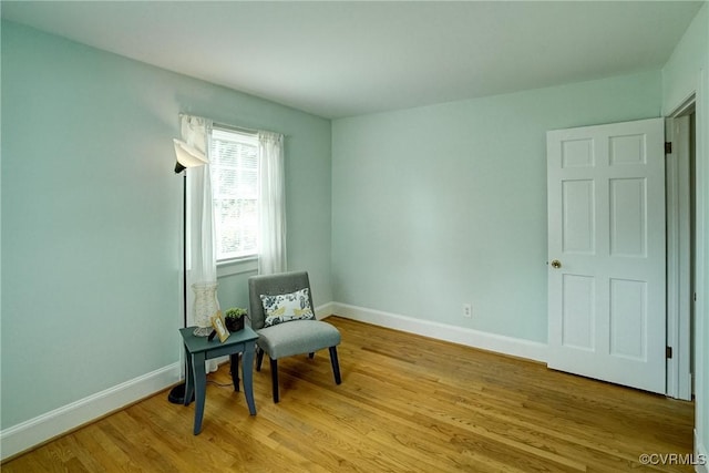 10070 Rinker Dr, Mechanicsville, VA 23116 - sitting room featuring light wood finished floors and baseboards