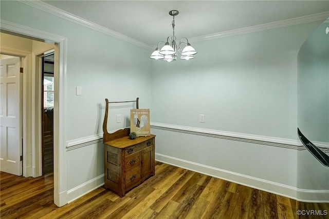 10070 Rinker Dr, Mechanicsville, VA 23116 - hall featuring ornamental molding, wood finished floors, and a chandelier