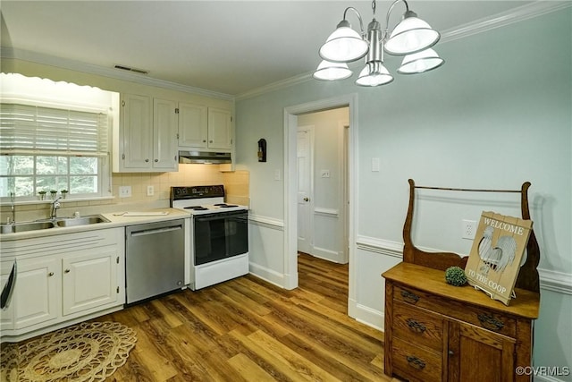 10070 Rinker Dr, Mechanicsville, VA 23116 - kitchen featuring white range with electric cooktop, under cabinet range hood, dishwasher, decorative backsplash, and white cabinets