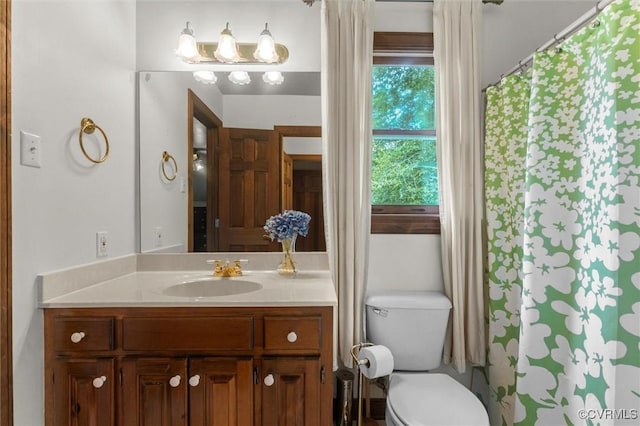 124 Gammons Vw, Bumpass, VA 23024 - full bathroom featuring vanity and curtained shower